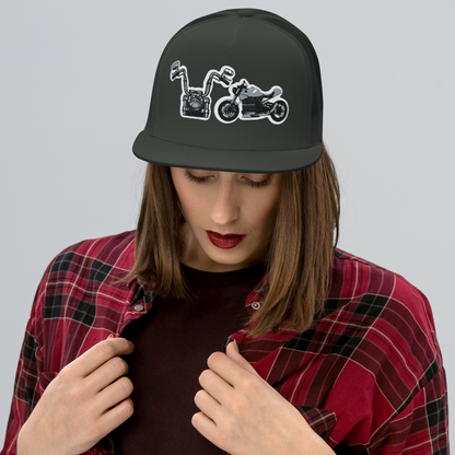 Gorra de camionero con diseño de motos