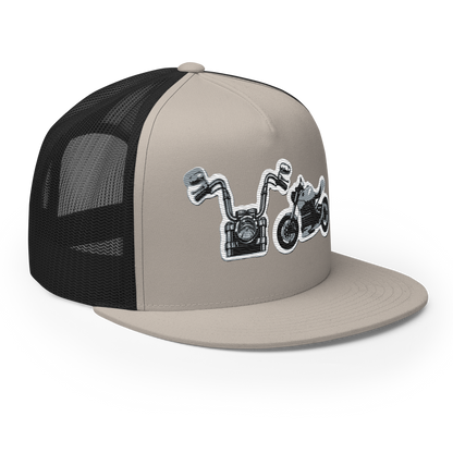 Gorra de camionero con diseño de motos