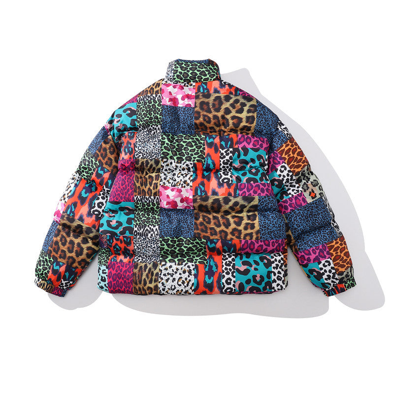 Chaqueta acolchada con parches en contraste y estampado de leopardo