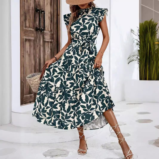 Vestido de mujer con estampado de encaje y orillo de hilo de moda